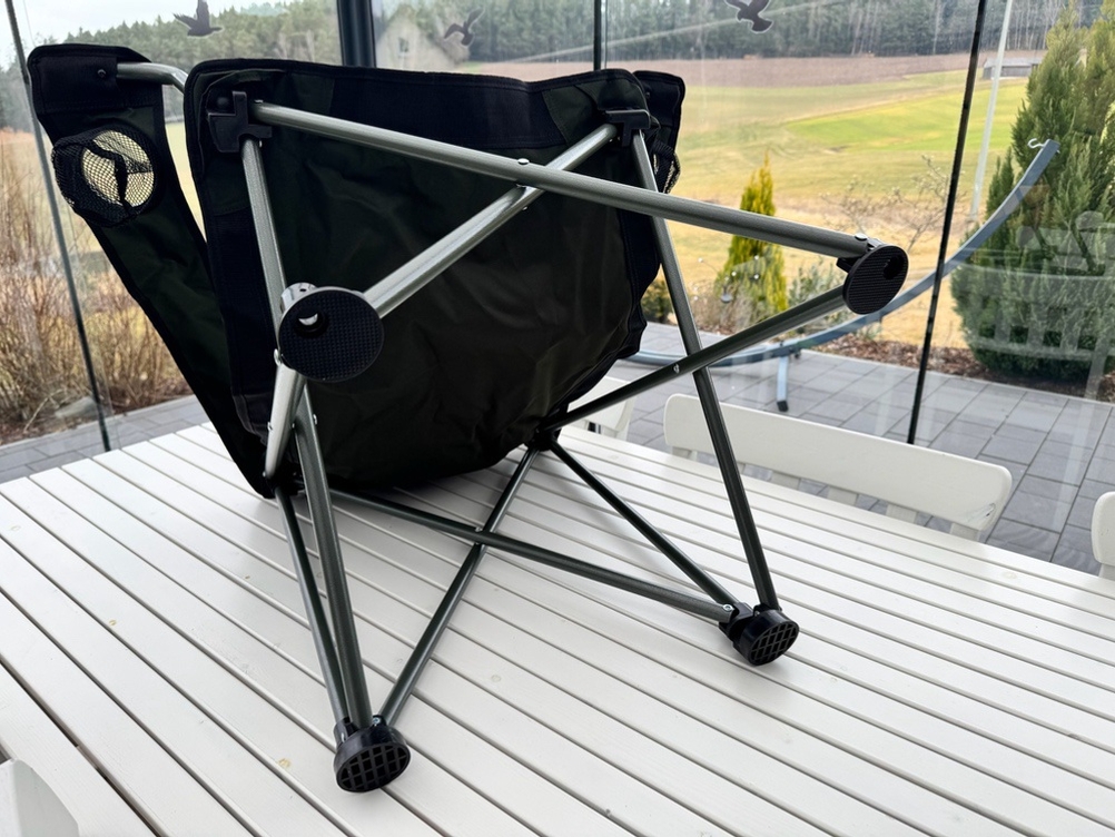 Der Angel-Berger Luxus Faltstuhl von unten