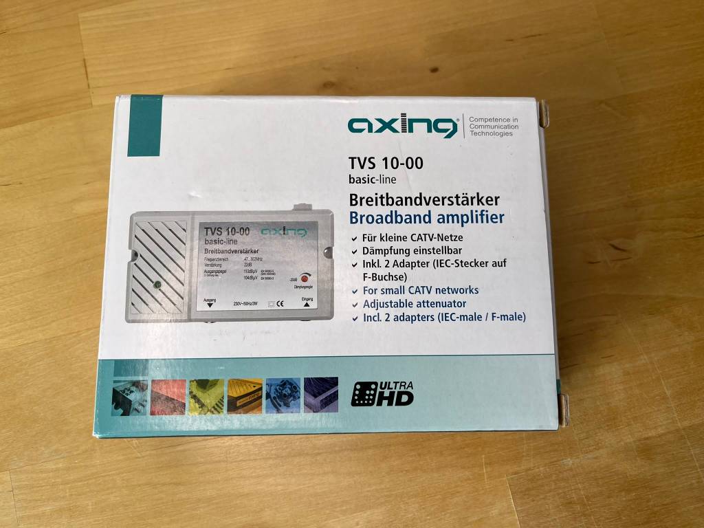 Antennenverstärker in der Original-Verpackung.