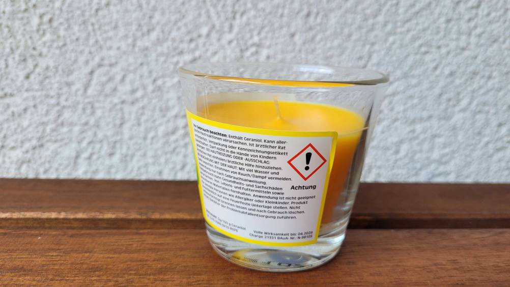 Rückansicht der Anti-Mücken-Kerze von Rubin.
