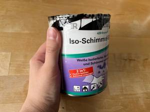 Die Anti-Schimmel-Farbe 3 in 1 von Jaeger Kronen isoliert, deckt und wirkt vorbeugend gegen neuen Schimmelbefall.