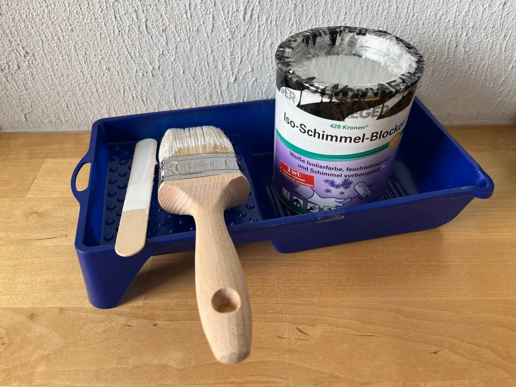 Die Anti-Schimmel-Farbe von Jaeger Kronen ist frei von chemischen Schadstoffen wie Biozide, Fungizide oder Lösungsmittel.