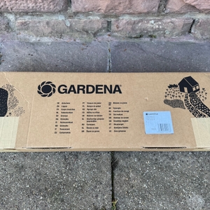 Karton der getesteten Astschere von Gardena.
