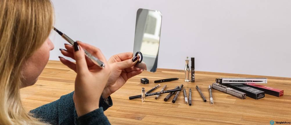 Augenbrauenstift Test