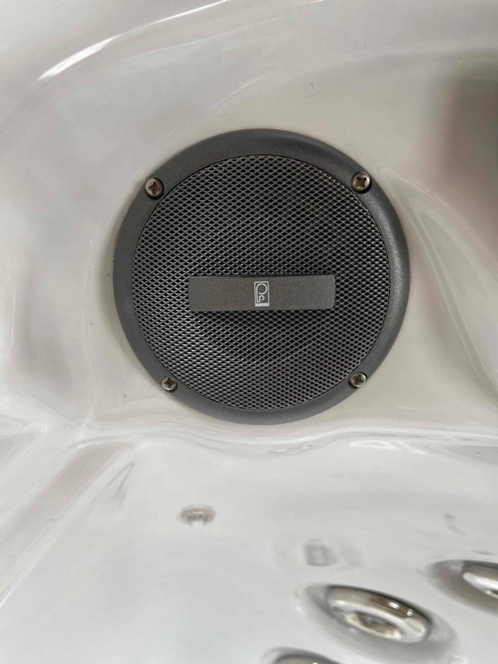 Lautsprecher in einem Whirlpool