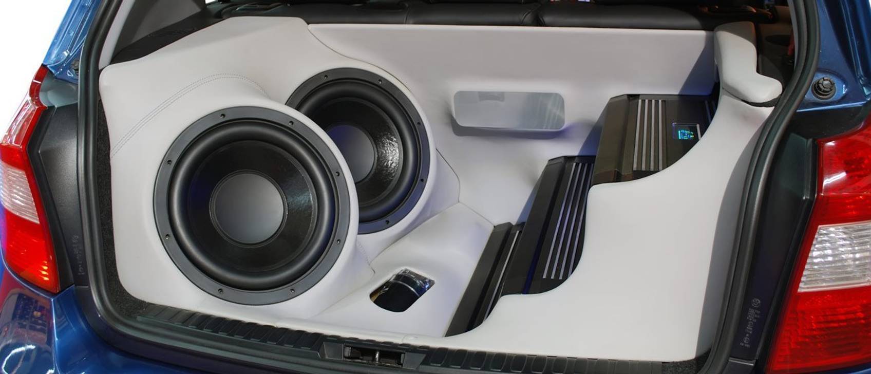 AutoSubwoofer Test & Vergleich » Top 18 im August 2024