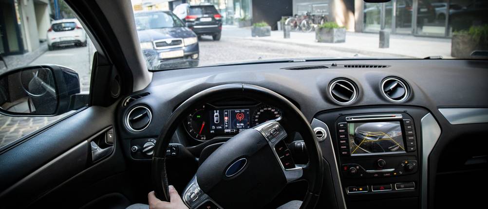 autoradio-mit-rückfahrkamera-test