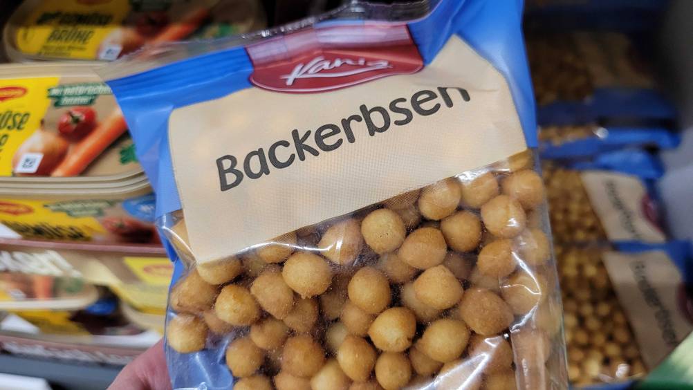 Backerbsen-Test: Nahaufnahme der Artikelbezeichnung auf der Vorderseite der Verpackung.