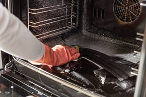 Backofen reinigen