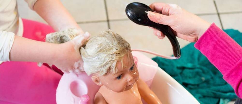 badepuppe-mit-haaren