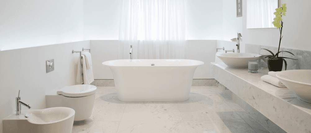 badreiniger test badezimmermatte sauberes bad reines badezimmer hygenisch sauber rein strahlend glanz