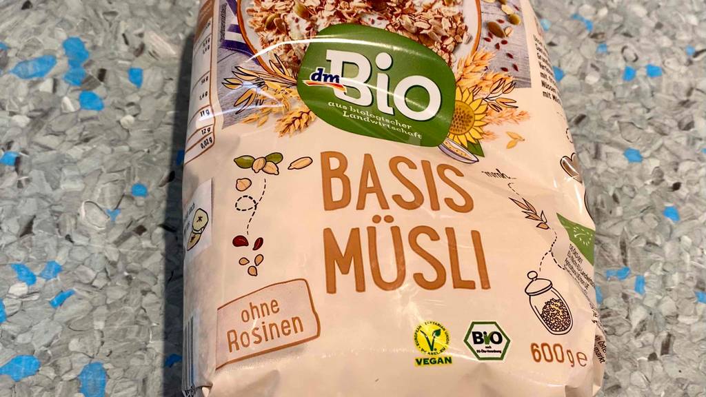 Basis-Müsli-Test: Nahansicht der Müsliverpackung