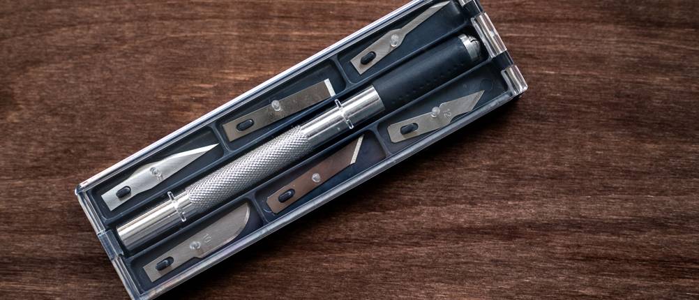 Bastelmesser-Test: Box mit Bastelmesser und 6 Klingen
