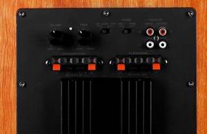 beispiel-anschlusspanel-subwoofer-test-2