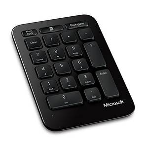 Die Microsoft Tastatur Sculpt beinhaltet auch einen wireless Nummernblock.