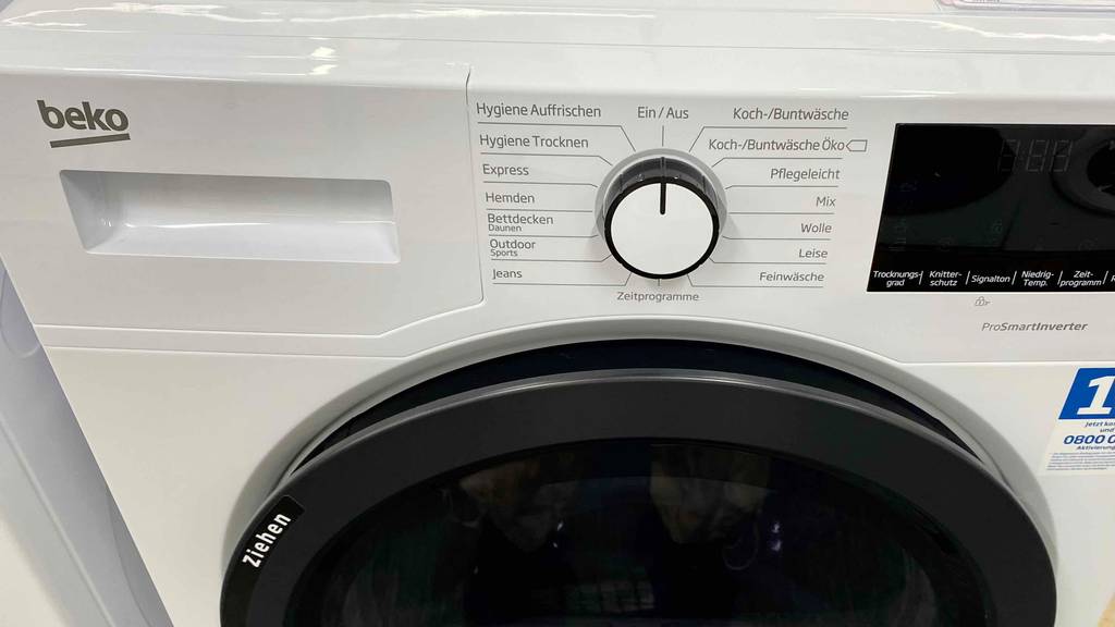 Beko-Trockner im Test mit verschiedenen Programmen. 