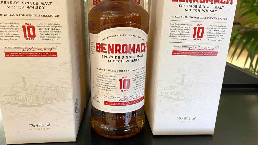 Single-Malt-Scotch-Whisky-Test: Nahaufnahme des Labels mit Informationen.