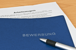 Ein gutes Arbeitszeugnis nach einem erfolgreichen Praktikum hilft Ihnen, sich potentiellen Arbeitgebern von Ihrer besten Seite zu präsentieren.