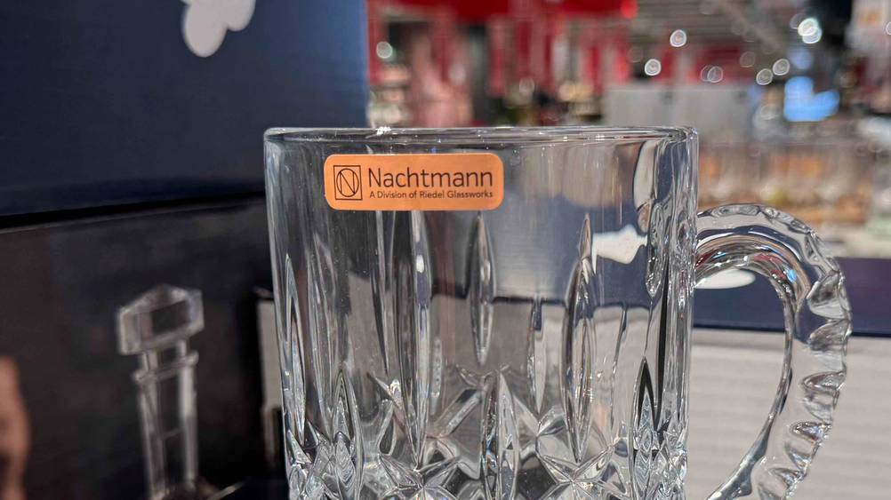 Biergläser getestet: Nahaufnahme des Aufklebers auf dem Glas.
