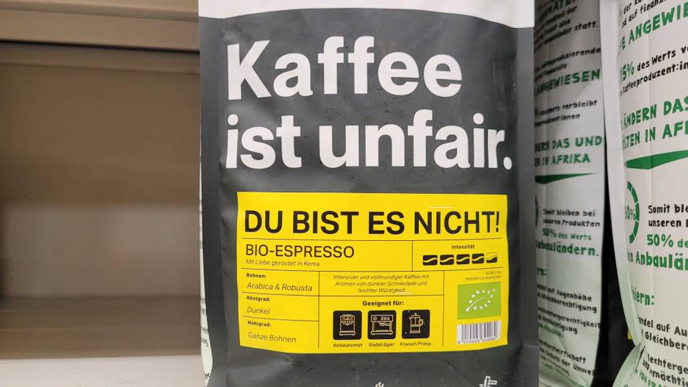 Nahaufnahme der Vorderseite des Bio-Fairtrade-Kaffee im Test.