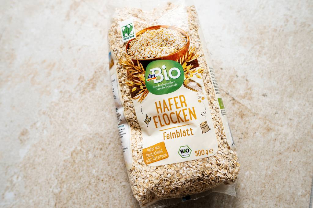 Bio-Haferflocken-Test: Eine Packung Dm-Bio-Haferflocken Feinblatt. 