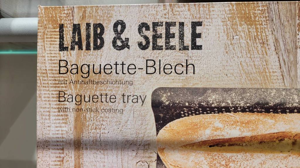 Detailansicht einer Verpackung von einem getesteten Baguette-Blech.