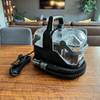 Der Bissell SpotClean 3689N steht auf einem Tisch