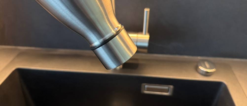 Die Blockhütte BH0014 wird falsch herum gehalten