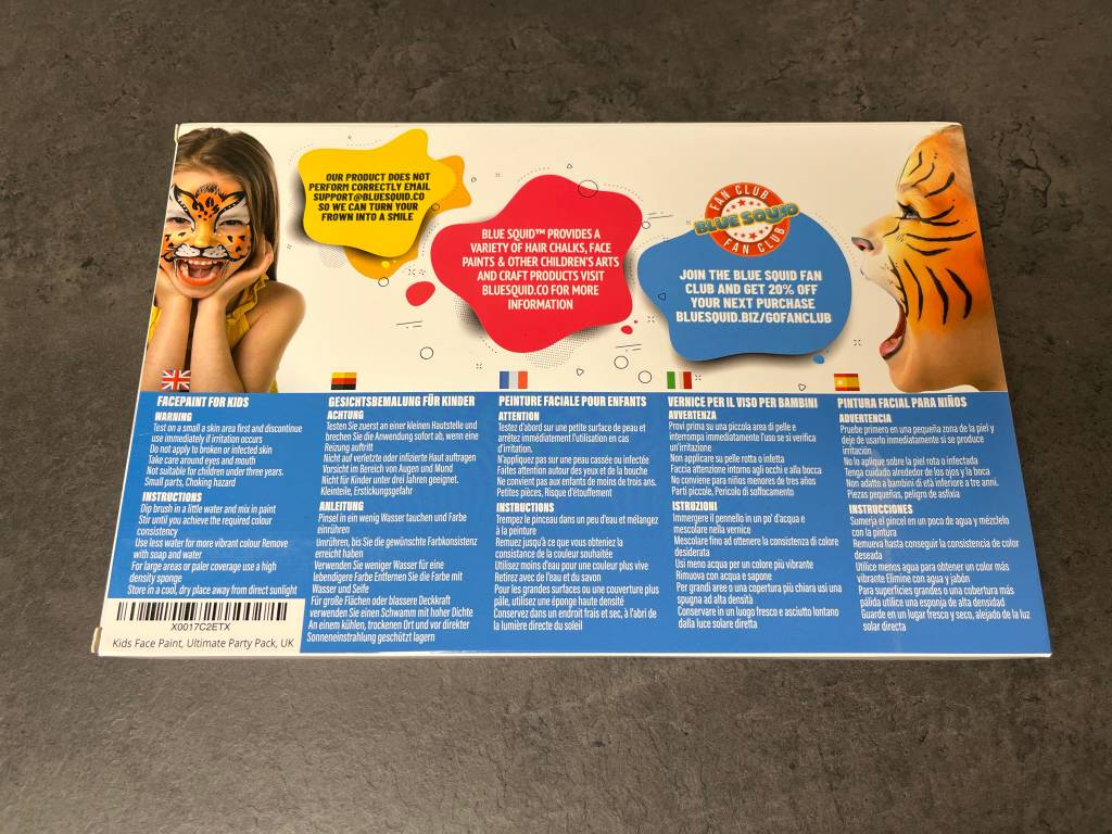 Gebrauchsanleitung sowie Produktinformation geben Hinweise zu den Eigenschaften der Kinderschminke.