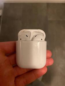 Wireless-In-Ear-Kopfhörer sind in vielen Farbtönen erhältlich.