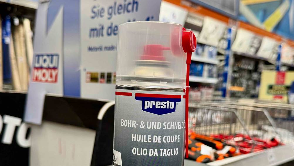Bohr-und-Schneidöl getestet: Nahaufnahme der Verschlusskappe.