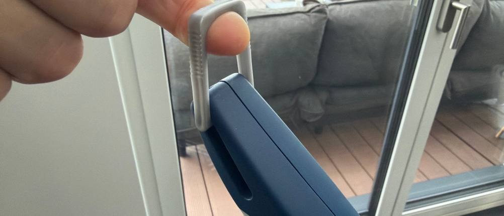 Eine Halterung am Griff vom Bona-Bodenwischer.