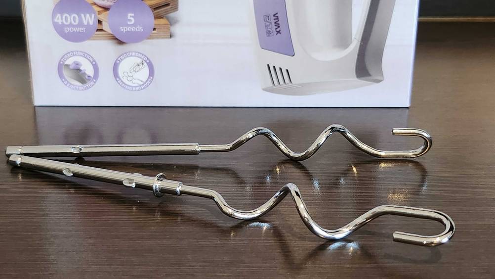 Bosch-Handmixer getestet: Nahaufnahme der Rührhacken.