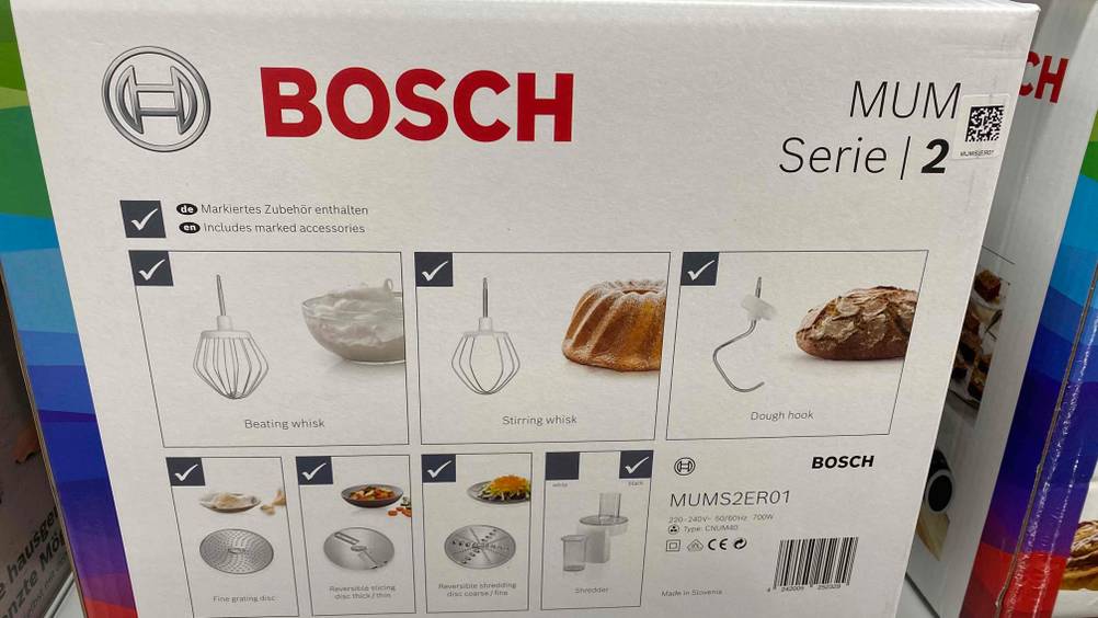 Rückseite der Originalverpackung der getesteten Bosch-Küchenmaschine.