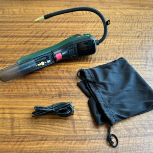 Der Lieferumfang der Bosch UniversalPump.