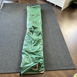 Die teilweise ausgefaltete Brace Master USAAL462201.