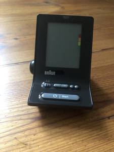display braun blutdruckmessgeraet