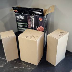 Stabmixer im Test: Die Verpackung des Braun Multiquick 9 aufgepackt.
