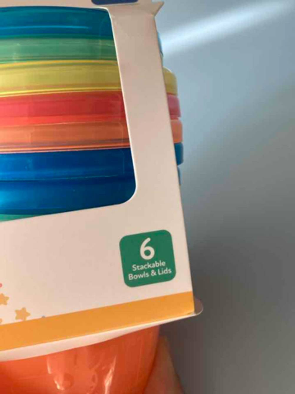 Breischalen-Test: Nahaufnahme der Informationen auf der Verpackung zur Menge.