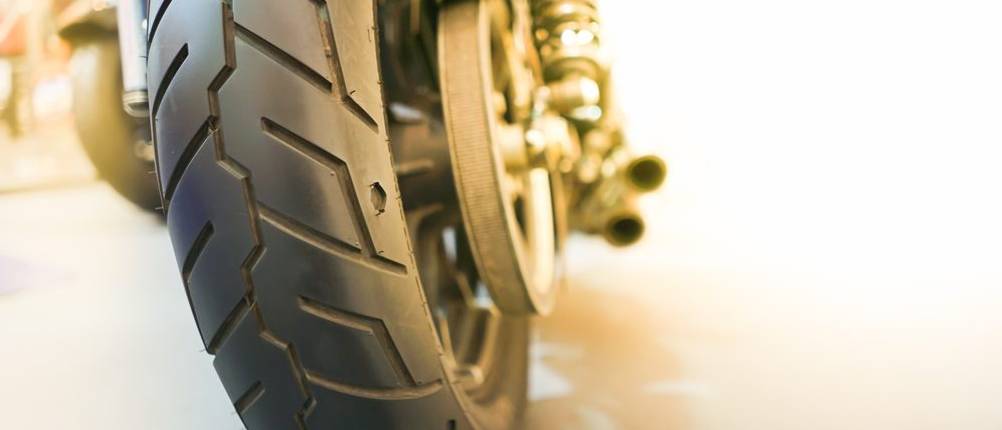 Bridgestone-Motorradreifen-Test