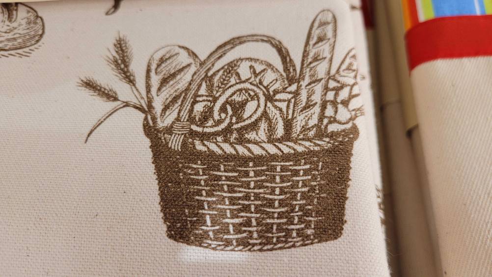 Nahaufnahme des Musters und des Stoffes eines getesteten Brotbeutels.