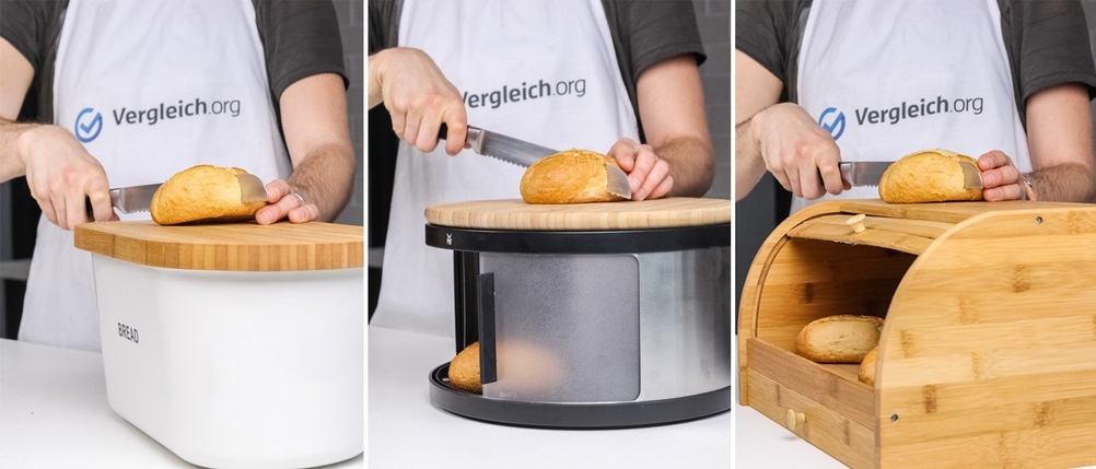 3 Brotkästen, auf denen es ein Schneidebrett gibt und eine Person schneidet Brötchen