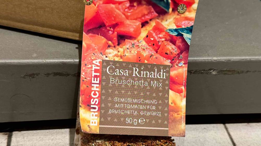 Bruschetta-Gewürz getestet: Nahaufnahme des Etikettes auf der Vorderseite.