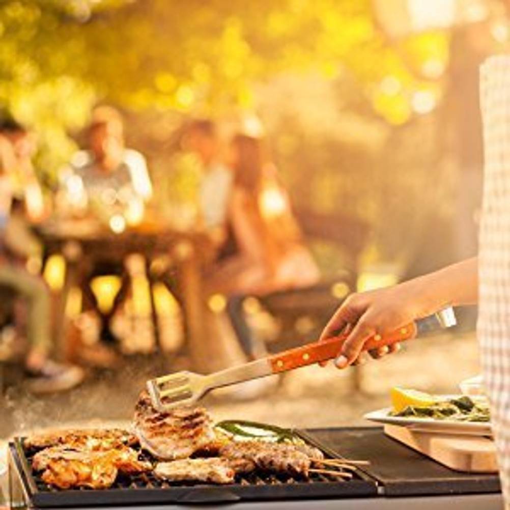 Grillen ohne Rauch ist angenehm für die Nachbarn.