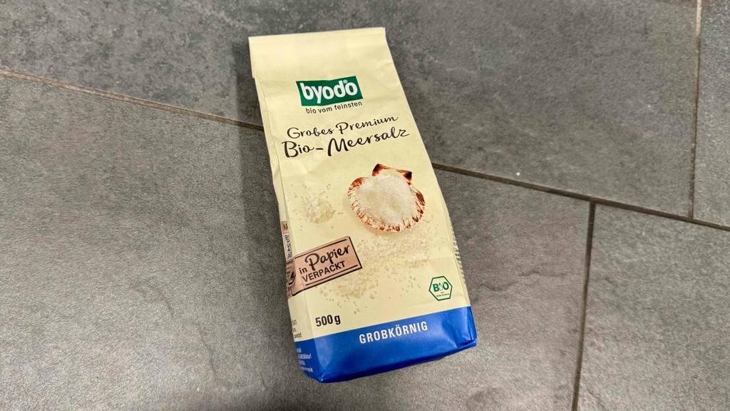 Meersalz grob getestet: Auf der Verpackung steht der Hinweis 