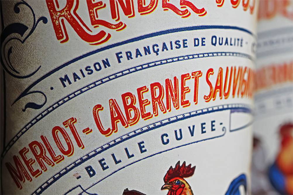Cabernet-Sauvignon im Test: Ein Etikette eines Cabernet Sauvignon Merlots