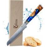 Calisso-Messer im Test: Calisso-Brotmesser vor einer Calisso-Geschenkebox und ein paar Scheiben Baguette daneben
