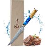Calisso-Messer im Test: Calisso-Filetiermesser vor einer Calisso-Geschenkebox und zwei Scheiben Steak daneben