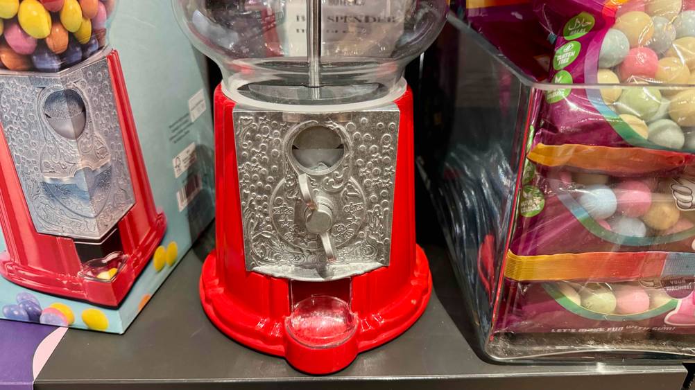 Candy-Grabber im Test: Nahaufnahme der Ausgabe.