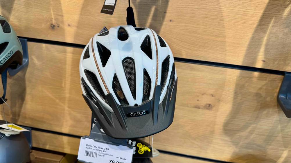 Casco-Fahrradhelm im Test: Der Helm von vorne oben.