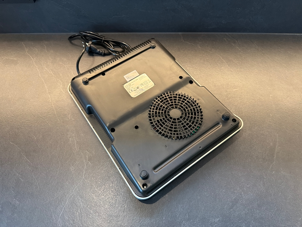 Die Unterseite der Caso Touch 2000